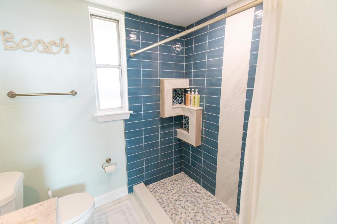 New Listing! Centrally Located Efficiency One Mile To The Beach! Jacksonville Beach Bagian luar foto